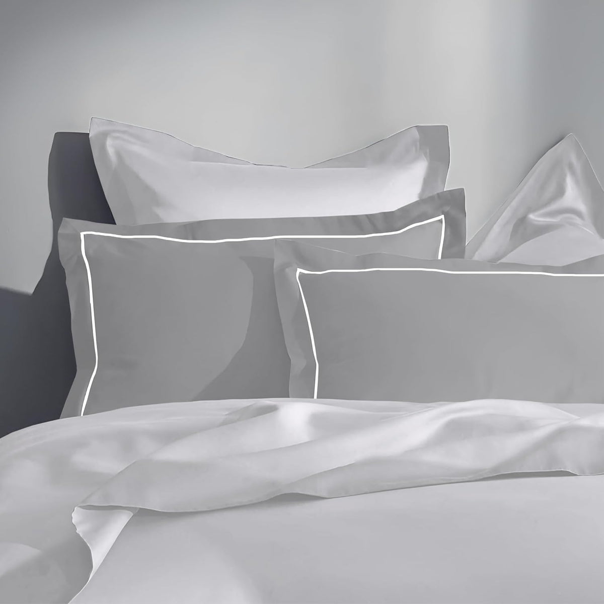Pure cotton 300 TC solid pillow cover set in silver