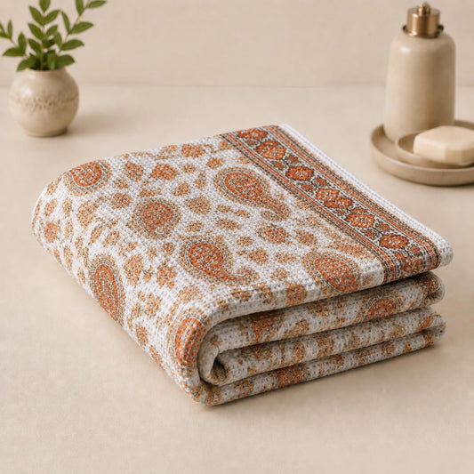 Pure cotton printed waffle bath towel in paisley charm print